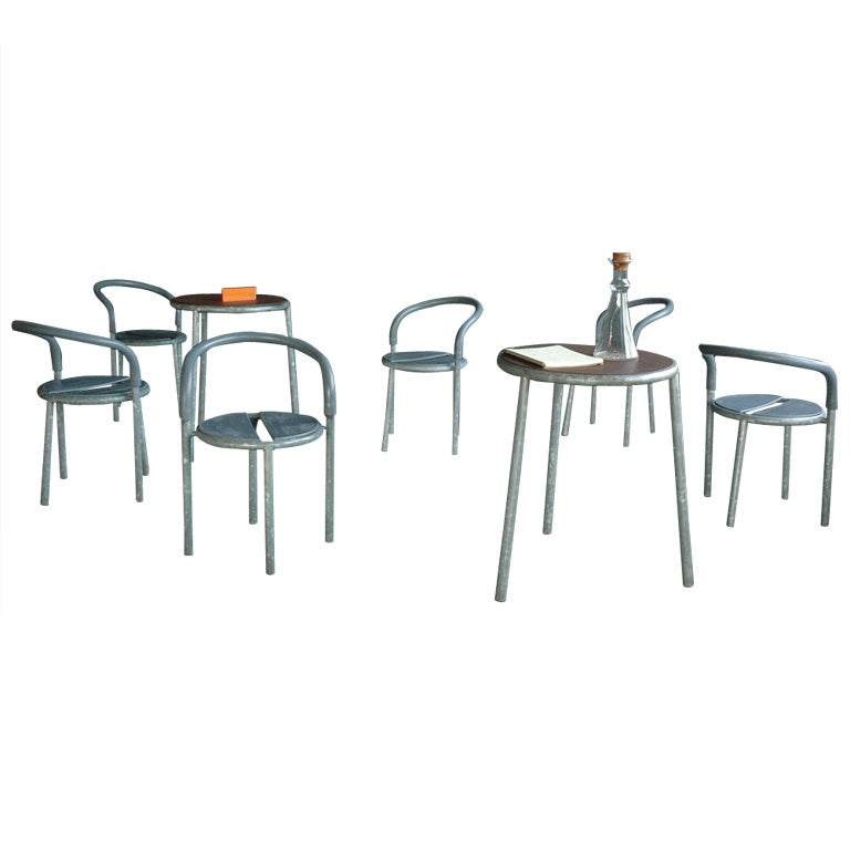 Fritz Hansen Galvanized Steel Pelikan Cafe Table and Chair Set at ...