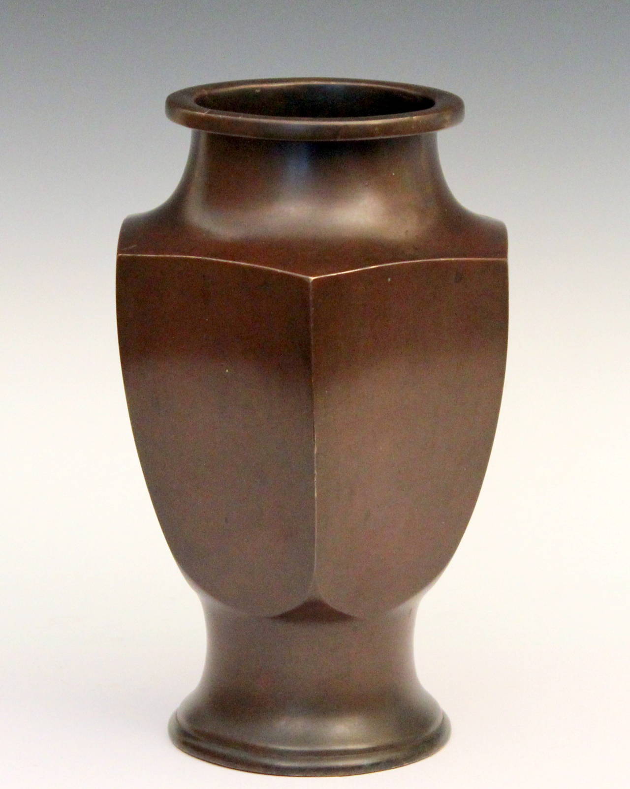 Vintage Japanese Vase 60